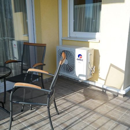 Aramis 3 Apartments Heviz Exterior photo